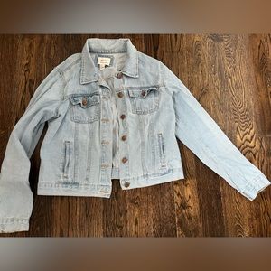 Light denim jean jacket